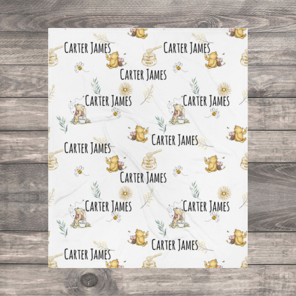 Classic Winnie Bear Personalized Swaddle Blanket, Custom Baby Name Gift, First Year Hospital Baby Photoshoot, Newborn Baby Shower Gift Boy